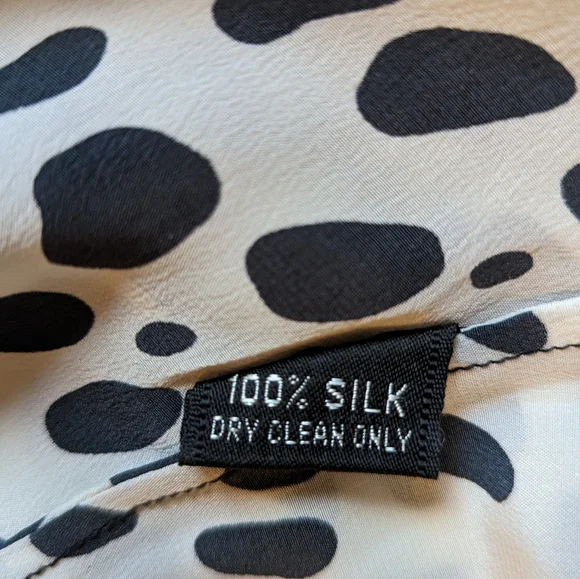 Vintage 1980's Oleg Cassini Blouse - Picture 8 of 11